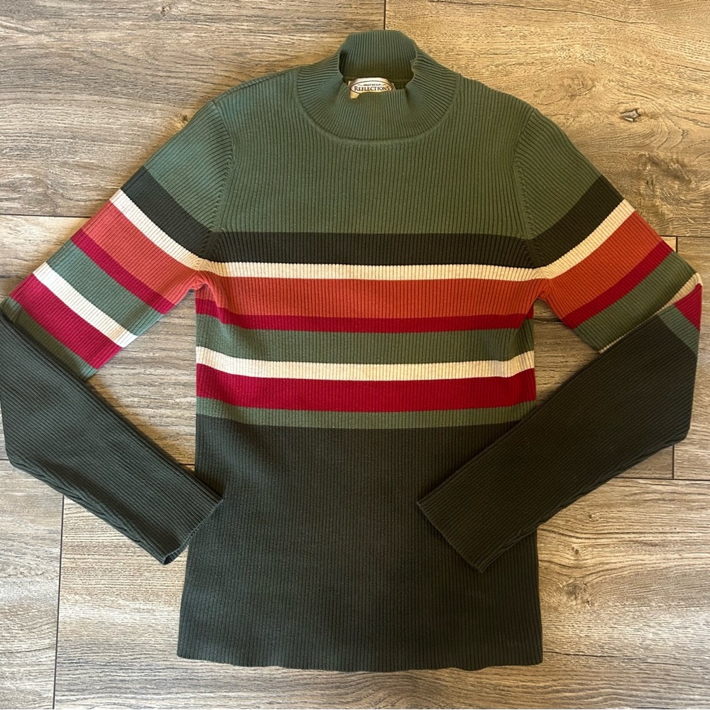 Vintage Northern Reflections Multicolor Striped Turtleneck